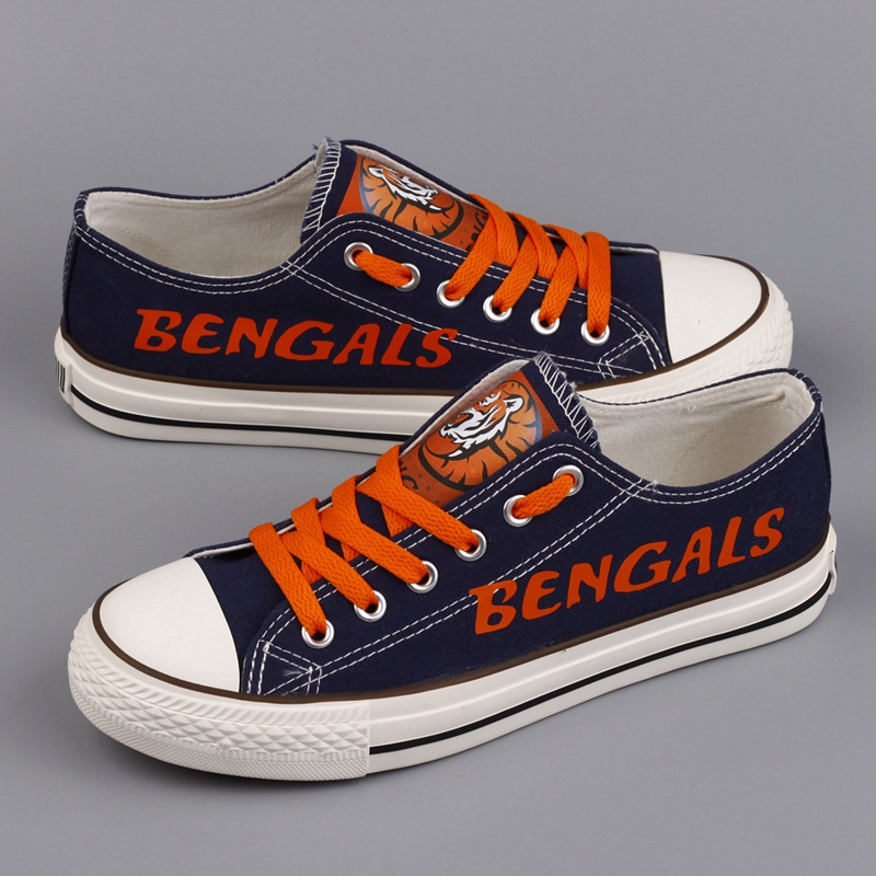 Women's NFL Cincinnati Bengals Repeat Print Low Top Sneakers 002